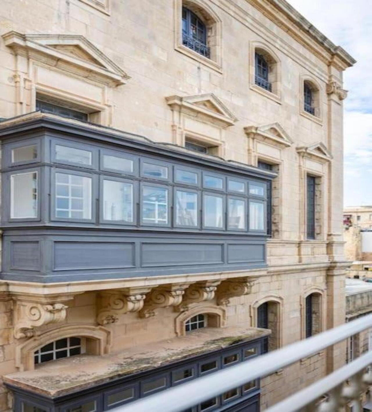 Sea View Luxury Apartment Brand New In Valletta Exterior photo